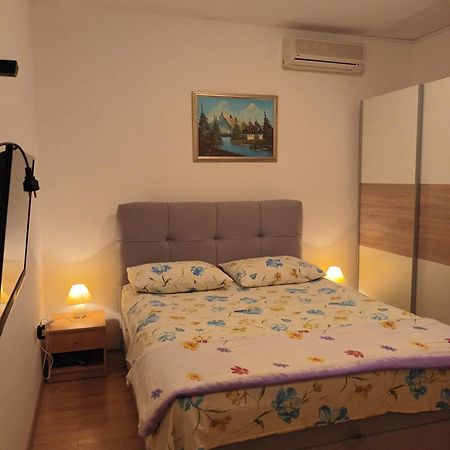 Studio Apartments Marica Brodarica  Extérieur photo